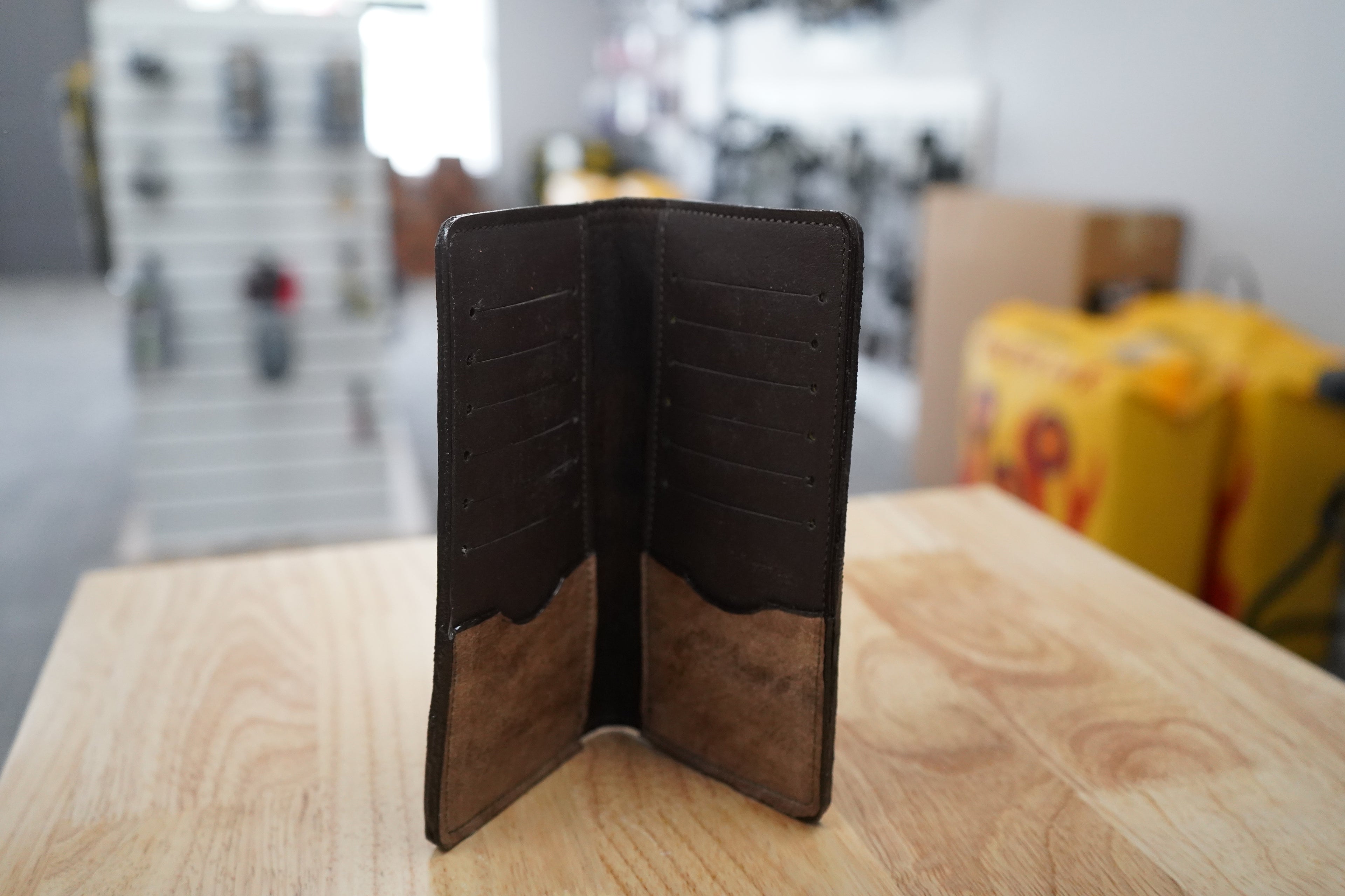 Men's Leather Wallet-Shark Skin