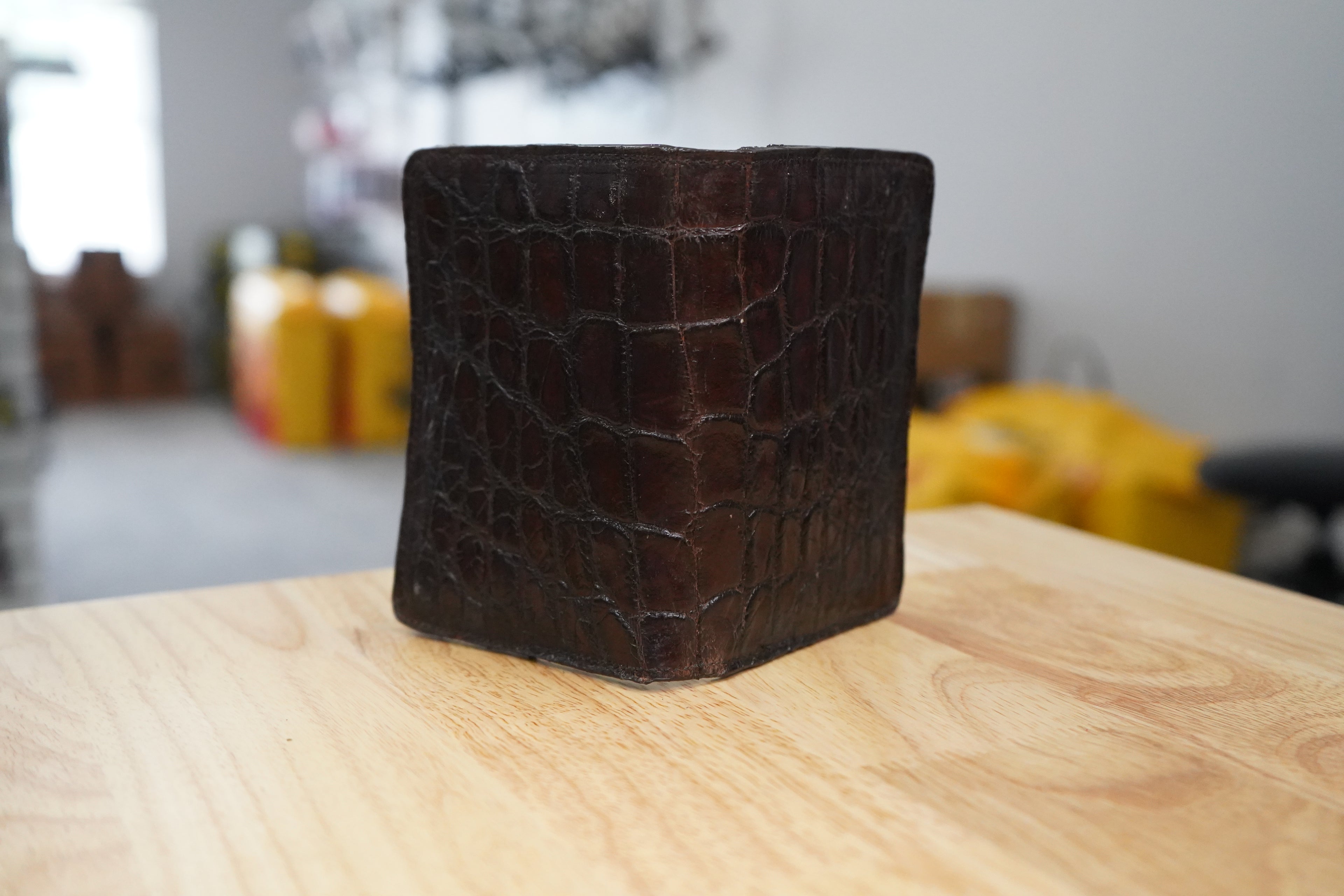 Wallet/Passport Cover-Brown Gator